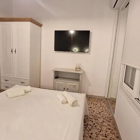 Сasa de vacaciones House - Costal Escape Just Steps From The